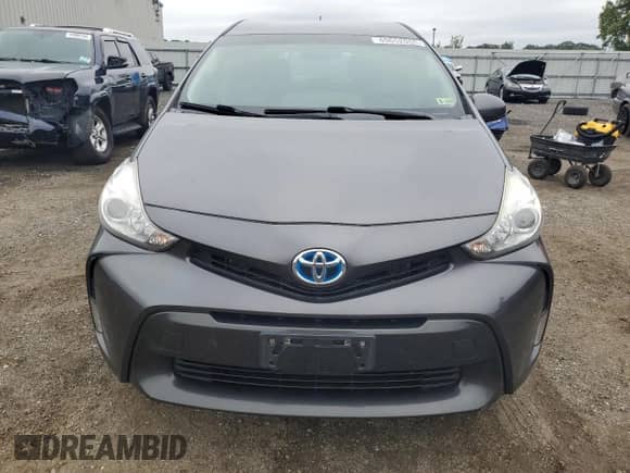 2015 Toyota Prius Two with VIN JTDZN3EU1FJ033713, listed as a Copart auction lot 69652055 with 179,263 mi miles and Salvage title. Bid and sale history available at DreamBid. Image 5.
