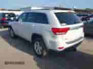 2012 Jeep Grand Cherokee Laredo z VIN 1C4RJEAG4CC212254, wystawiony jako IAAI lot #42743845 z przebiegiem 123 683 mil mil oraz . Historia ofert i sprzedaży dostępna na DreamBid. Obrazek 3.