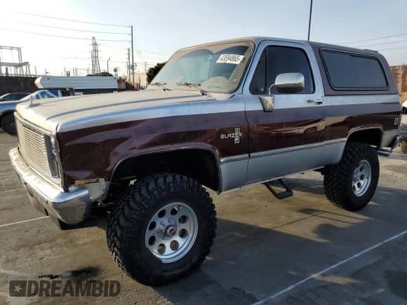 1986 Chevrolet Blazer with VIN 1G8EK18L6GF175066, listed as a Copart auction lot 43594865 with 34,731 mi miles and Salvage title. Bid and sale history available at DreamBid. Image 1.