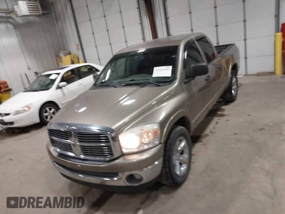 2008 Dodge 1500 SLT z VIN 1D7HA18298J219126, wystawiony jako IAAI lot #43522682 z przebiegiem 189 923 mil mil oraz . Historia ofert i sprzedaży dostępna na DreamBid. Obrazek 6.