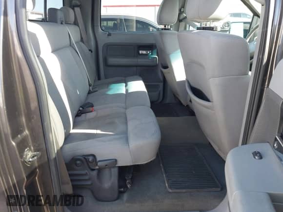 2006 Ford F-150 XLT with VIN 1FTPW14566FB61743, listed as a IAAI auction lot 43506797 with 157,666 mi miles and . Bid and sale history available at DreamBid. Image 8.