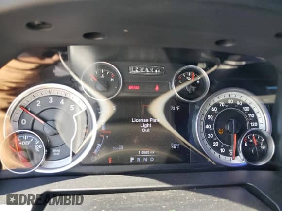 2016 Ram 1500 Big Horn z VIN 1C6RR6LM5GS175056, wystawiony jako Copart lot #89002435 z przebiegiem 110 983 mil mil oraz Szkoda całkowita • Salvage title. Historia ofert i sprzedaży dostępna na DreamBid. Obrazek 9.