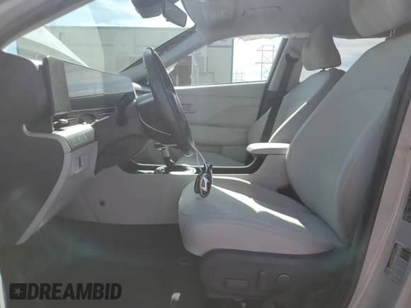 2024 Hyundai Kona SEL with VIN KM8HBCAB9RU046524, listed as a Copart auction lot 68942924 with 24,536 mi miles and Salvage title. Bid and sale history available at DreamBid. Image 7.