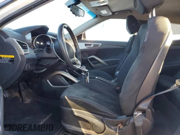 2013 Hyundai Veloster w/Black Int z VIN KMHTC6AD6DU180586, wystawiony jako Copart lot #81717425 z przebiegiem 91 070 mil mil oraz Szkoda całkowita • Salvage title. Historia ofert i sprzedaży dostępna na DreamBid. Obrazek 7.