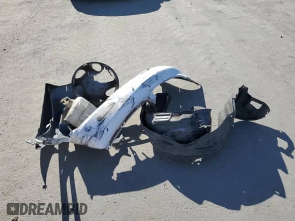 2004 Toyota Corolla CE with VIN 1NXBR32E94Z276342, listed as a Copart auction lot 81286575 with Not provided miles and Salvage title. Bid and sale history available at DreamBid. Image 12.