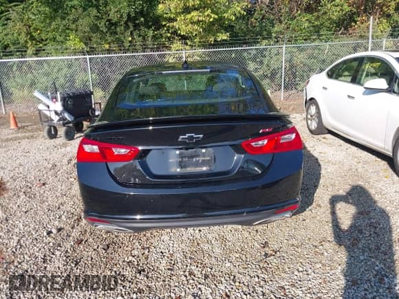 2022 Chevrolet Malibu RS с VIN 1G1ZG5ST9NF204512, выставлен на аукционе IAAI как лот 43308649 с пробегом 20 851 миль миль и . История ставок и продаж доступна на DreamBid. Изображение 16.