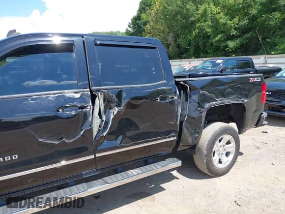 2014 Chevrolet Silverado 1500 LTZ with VIN 3GCUKSEC4EG234252, listed as a IAAI auction lot 42729447 with 172,869 mi miles and . Bid and sale history available at DreamBid. Image 6.