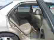 2001 Honda Accord EX z VIN 1HGCG16551A003412, wystawiony jako IAAI lot #43313856 z przebiegiem 277 413 mil mil oraz . Historia ofert i sprzedaży dostępna na DreamBid. Obrazek 8.