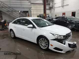 2014 Chevrolet Cruze ECO z VIN 1G1PH5SB5E7453413, wystawiony jako IAAI lot #43409760 z przebiegiem 116 037 mil mil oraz . Historia ofert i sprzedaży dostępna na DreamBid. Obrazek 1.