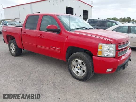 2012 Chevrolet Silverado 1500 LTZ with VIN 3GCUKTE26CG167325, listed as a IAAI auction lot 42445665 with 158,981 mi miles and . Bid and sale history available at DreamBid. Image 1.