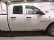 2014 Ram 1500 Express z VIN 1C6RR7FT5ES323647, wystawiony jako IAAI lot #41888044 z przebiegiem 184 317 mil mil oraz . Historia ofert i sprzedaży dostępna na DreamBid. Obrazek 14.