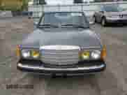1983 Mercedes-Benz 300 с VIN WDBAB93A9DN015451, выставлен на аукционе Copart как лот 89687955 с пробегом 206 129 миль миль и Чистый • Clean title. История ставок и продаж доступна на DreamBid. Изображение 5.