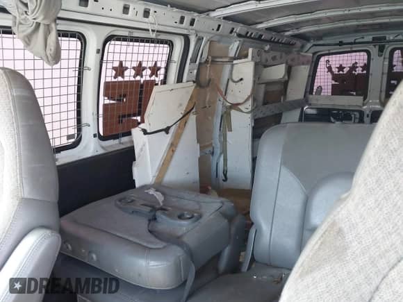 2009 Chevrolet Express Cargo с VIN 1GCHG39K691116282, выставлен на аукционе IAAI как лот 41705891 с пробегом 168 059 миль миль и . История ставок и продаж доступна на DreamBid. Изображение 8.