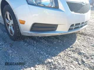 2014 Chevrolet Cruze 1LT с VIN 1G1PC5SBXE7206905, выставлен на аукционе IAAI как лот 43554742 с пробегом 92 070 миль миль и . История ставок и продаж доступна на DreamBid. Изображение 6.