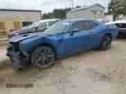 2022 Dodge Challenger SXT with VIN 2C3CDZAG8NH132190, listed as a Copart auction lot 85699195 with 43,226 mi miles and Clean title. Bid and sale history available at DreamBid. Image 1.