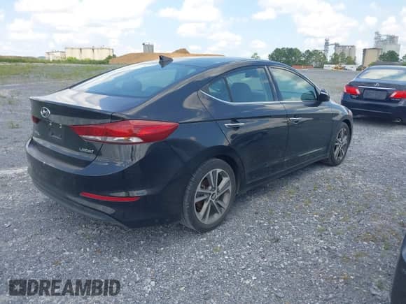 2017 Hyundai Elantra SE with VIN 5NPD84LF8HH069857, listed as a IAAI auction lot 41879117 with 129,411 mi miles and . Bid and sale history available at DreamBid. Image 4.
