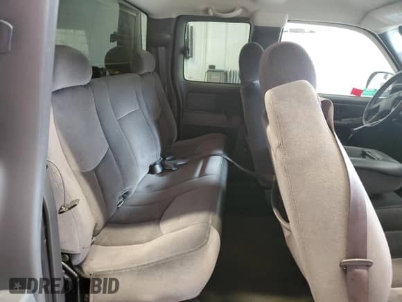 2005 GMC Sierra 1500 SLE с VIN 1GTEK19B85Z195214, выставлен на аукционе Copart как лот 85295805 с пробегом 121 323 миль миль и Чистый • Clean title. История ставок и продаж доступна на DreamBid. Изображение 10.