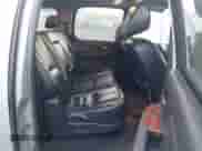 2007 Chevrolet Suburban LT z VIN 1GNFK16387J309545, wystawiony jako IAAI lot #43408763 z przebiegiem 221 834 mil mil oraz . Historia ofert i sprzedaży dostępna na DreamBid. Obrazek 8.