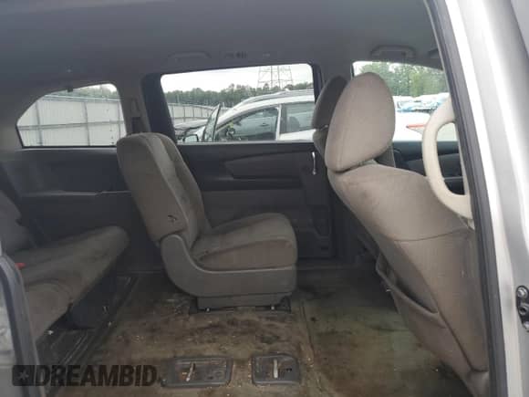 2015 Honda Odyssey LX with VIN 5FNRL5H25FB010843, listed as a Copart auction lot 69916285 with 115,544 mi miles and Salvage title. Bid and sale history available at DreamBid. Image 11.