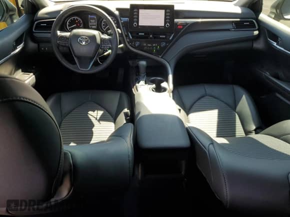 2023 Toyota Camry SE z VIN 4T1G11AK6PU807459, wystawiony jako Copart lot #83850845 z przebiegiem 24 604 mil mil oraz Szkoda całkowita • Salvage title. Historia ofert i sprzedaży dostępna na DreamBid. Obrazek 8.