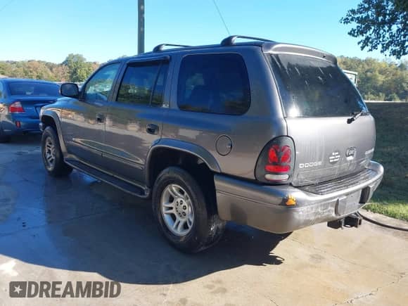 2002 Dodge Durango SLT Plus with VIN 1B4HS58N52F203330, listed as a IAAI auction lot 43450289 with 319,979 mi miles and . Bid and sale history available at DreamBid. Image 3.