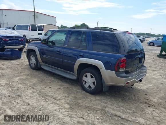2002 Chevrolet TrailBlazer LS с VIN 1GNDT13S122427343, выставлен на аукционе IAAI как лот 42715044 с пробегом 160 157 миль миль и . История ставок и продаж доступна на DreamBid. Изображение 3.