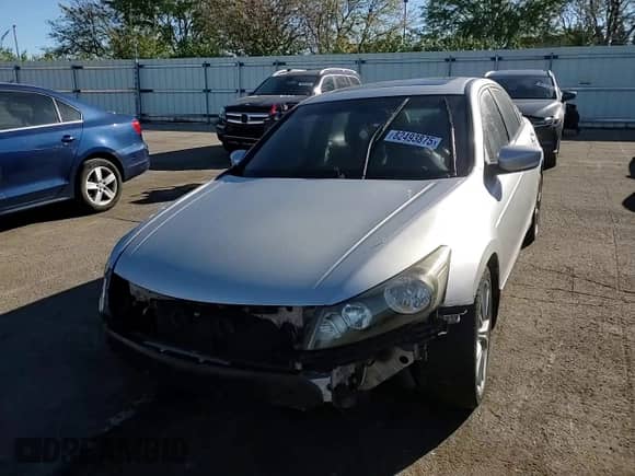 2009 Honda Accord EX-L z VIN 1HGCP36849A001443, wystawiony jako Copart lot #82493875 z przebiegiem Nie podano mil oraz Szkoda całkowita • Salvage title. Historia ofert i sprzedaży dostępna na DreamBid. Obrazek 13.