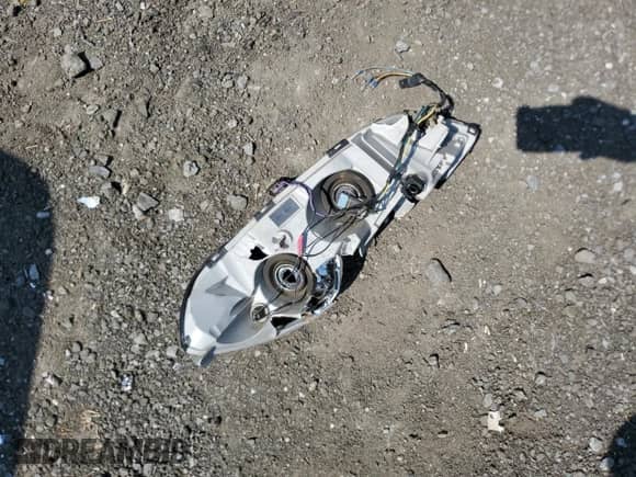 2012 Chevrolet Malibu 3LT z VIN 1G1ZF5E76CF324850, wystawiony jako Copart lot #68413615 z przebiegiem 178 166 mil mil oraz Szkoda całkowita • Salvage title. Historia ofert i sprzedaży dostępna na DreamBid. Obrazek 12.