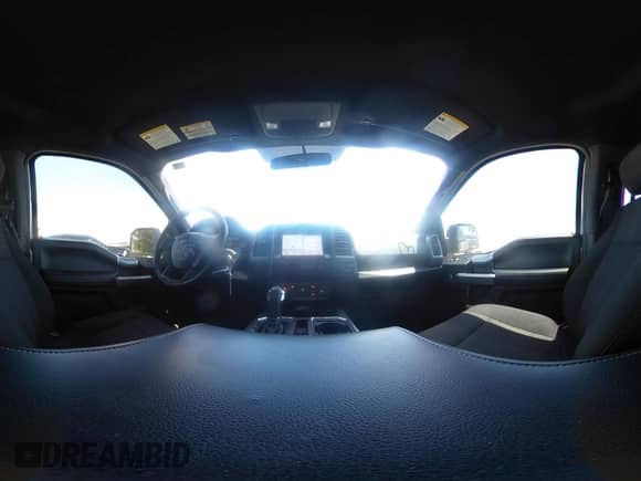 2017 Ford F-150 XL z VIN 1FTEW1CP7HKD14652, wystawiony jako IAAI lot #42835960 z przebiegiem 115 869 mil mil oraz . Historia ofert i sprzedaży dostępna na DreamBid. Obrazek 20.