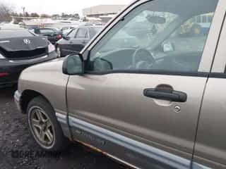 2003 Chevrolet Tracker с VIN 2CNBJ13C236947064, выставлен на аукционе IAAI как лот 41820066 с пробегом Не указан миль и . История ставок и продаж доступна на DreamBid. Изображение 6.