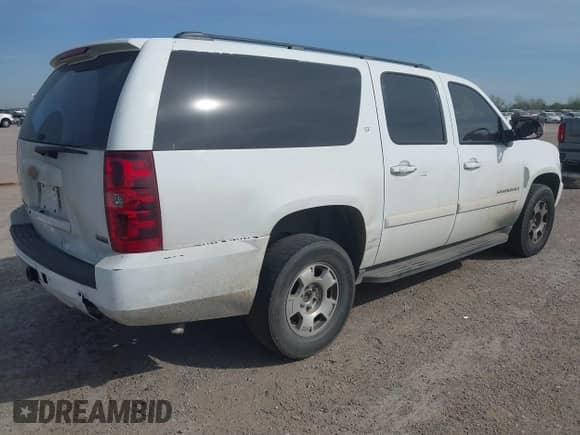 2008 Chevrolet Suburban 3LT z VIN 1GNFK16388J108746, wystawiony jako IAAI lot #41869151 z przebiegiem 274 851 mil mil oraz . Historia ofert i sprzedaży dostępna na DreamBid. Obrazek 4.