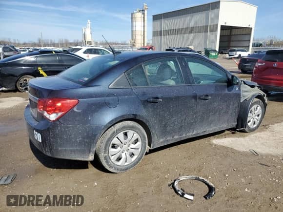 2014 Chevrolet Cruze LS с VIN 1G1PB5SH0E7447394, выставлен на аукционе Copart как лот 46306415 с пробегом 147 304 миль миль и Списание • Salvage title. История ставок и продаж доступна на DreamBid. Изображение 3.
