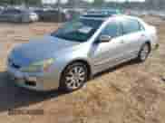 2006 Honda Accord EX-L z VIN 1HGCM66886A021555, wystawiony jako IAAI lot #42558905 z przebiegiem 270 670 mil mil oraz . Historia ofert i sprzedaży dostępna na DreamBid. Obrazek 2.