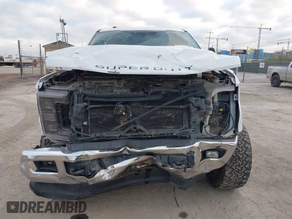 2017 Ford F-250 Lariat z VIN 1FT7W2BT7HEE50307, wystawiony jako IAAI lot #43475519 z przebiegiem 1 936 230 mil mil oraz . Historia ofert i sprzedaży dostępna na DreamBid. Obrazek 12.