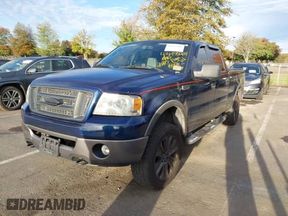 2007 Ford F-150 XLT with VIN 1FTPW14V07FA50283, listed as a IAAI auction lot 43453204 with 202,617 mi miles and . Bid and sale history available at DreamBid. Image 2.