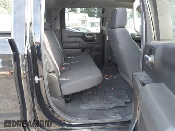 2020 Chevrolet Silverado 1500 Custom Trail Boss z VIN 1GCPYCEF5LZ368941, wystawiony jako IAAI lot #43214611 z przebiegiem 73 653 mil mil oraz . Historia ofert i sprzedaży dostępna na DreamBid. Obrazek 8.