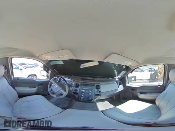 2010 Ford F-150 XL с VIN 1FTMF1C89AKE36276, выставлен на аукционе Copart как лот 67572345 с пробегом 269 900 миль миль и Чистый • Clean title. История ставок и продаж доступна на DreamBid. Изображение 14.