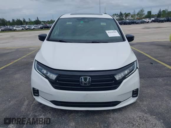 2023 Honda Odyssey Sport z VIN 5FNRL6H7XPB063069, wystawiony jako IAAI lot #42234366 z przebiegiem 28 580 mil mil oraz . Historia ofert i sprzedaży dostępna na DreamBid. Obrazek 12.