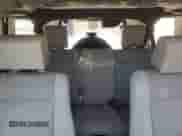 2007 Jeep Wrangler Unlimited Sahara z VIN 1J4GA59127L152918, wystawiony jako Copart lot #85123165 z przebiegiem 180 573 mil mil oraz Szkoda całkowita • Salvage title. Historia ofert i sprzedaży dostępna na DreamBid. Obrazek 10.