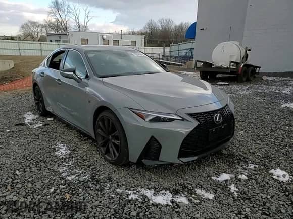 2024 Lexus IS 350 F Sport z VIN JTHBZ1E22R5034602, wystawiony jako Copart lot #88689965 z przebiegiem Nie podano mil oraz Szkoda całkowita • Salvage title. Historia ofert i sprzedaży dostępna na DreamBid. Obrazek 13.