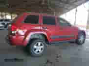2006 Jeep Grand Cherokee Laredo z VIN 1J4HS48N06C254653, wystawiony jako Copart lot #45568855 z przebiegiem 105 639 mil mil oraz Szkoda całkowita • Salvage title. Historia ofert i sprzedaży dostępna na DreamBid. Obrazek 3.