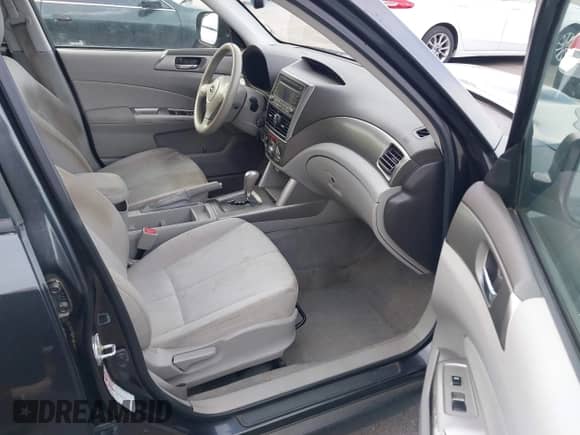 2009 Subaru Forester XT с VIN JF2SH65629H705318, выставлен на аукционе IAAI как лот 42120698 с пробегом 194 582 миль миль и . История ставок и продаж доступна на DreamBid. Изображение 5.