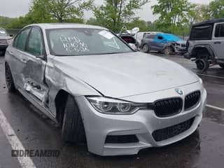 2017 BMW 3 Series 340i xDrive z VIN WBA8B7C55HK858171, wystawiony jako IAAI lot #42230675 z przebiegiem 72 029 mil mil oraz . Historia ofert i sprzedaży dostępna na DreamBid. Obrazek 1.