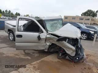2005 Chevrolet Silverado 1500 Work Truck с VIN 1GCEC19V85Z280450, выставлен на аукционе IAAI как лот 43333712 с пробегом Не указан миль и . История ставок и продаж доступна на DreamBid. Изображение 1.