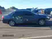 2006 Honda Accord EX z VIN 1HGCM56746A060841, wystawiony jako IAAI lot #43458284 z przebiegiem 173 660 mil mil oraz . Historia ofert i sprzedaży dostępna na DreamBid. Obrazek 13.