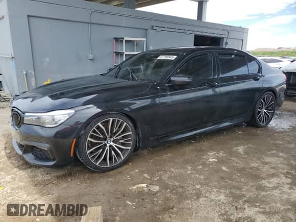 2019 BMW 7 Series 740i with VIN WBA7E2C52KB216875, listed as a Copart auction lot 67796945 with 92,363 mi miles and Salvage title. Bid and sale history available at DreamBid. Image 1.