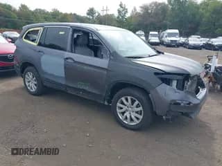 2019 Honda Pilot LX с VIN 5FNYF6H13KB045231, выставлен на аукционе IAAI как лот 43223251 с пробегом 125 397 миль миль и . История ставок и продаж доступна на DreamBid. Изображение 1.
