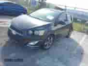 2015 Chevrolet Sonic RS с VIN 1G1JG6SB7F4135777, выставлен на аукционе IAAI как лот 41526571 с пробегом Не указан миль и . История ставок и продаж доступна на DreamBid. Изображение 2.