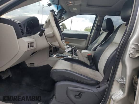 2009 Jeep Grand Cherokee Limited с VIN 1J8HR58PX9C529662, выставлен на аукционе Copart как лот 54417075 с пробегом 142 270 миль миль и Списание • Salvage title. История ставок и продаж доступна на DreamBid. Изображение 7.