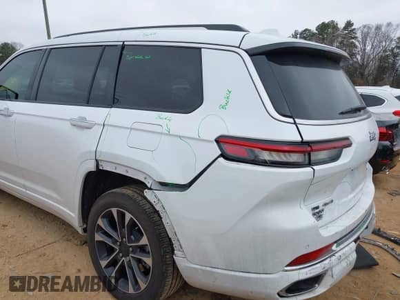 2023 Jeep Grand Cherokee Overland with VIN 1C4RJKDT9P8107466, listed as a IAAI auction lot 41428743 with 34,317 mi miles and . Bid and sale history available at DreamBid. Image 6.